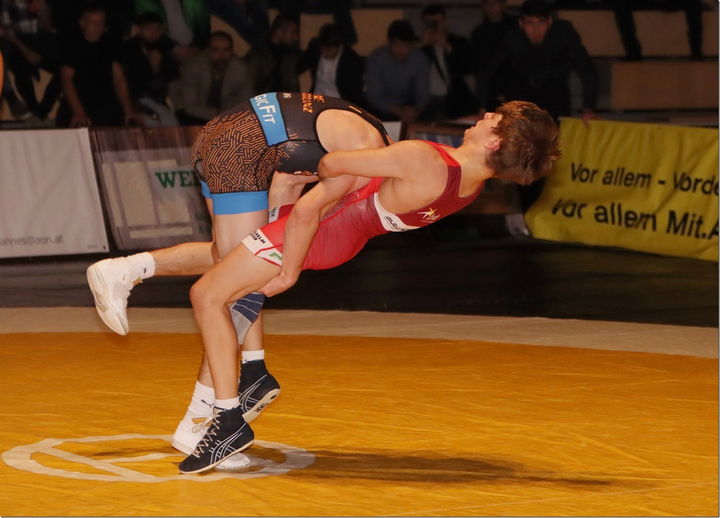 struzinjski vs rasul f7.jpg