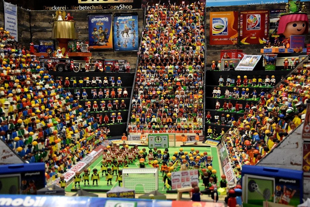 Prenner GWL Arena 2022 Ausstellung zur WM in Katar C Stadion 12-11-2022 _7_.JPG