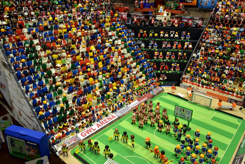 Prenner GWL Arena 2022 Ausstellung zur WM in Katar C Stadion 12-11-2022 _11_.JPG