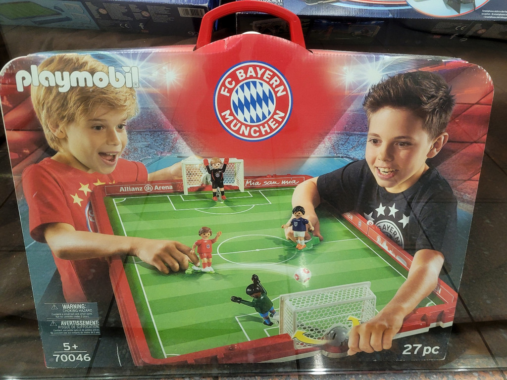 Prenner GWL Arena 2022 Ausstellung zur WM in Katar C Stadion 12-11-2022 _14_.jpg