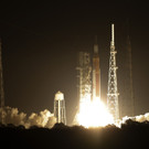 NASA_Moon_Rocket_72477.jpg