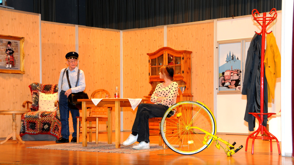 Die Glaskugel __Wolfgang Efferl 007.jpg