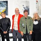 Ein Teil dere ausstellenden K__nstler -Anita Greber_ Andrea Pichler_Kurator Manuel Lunardi_ Galerist Andreas Ender_ Daniela .JPG