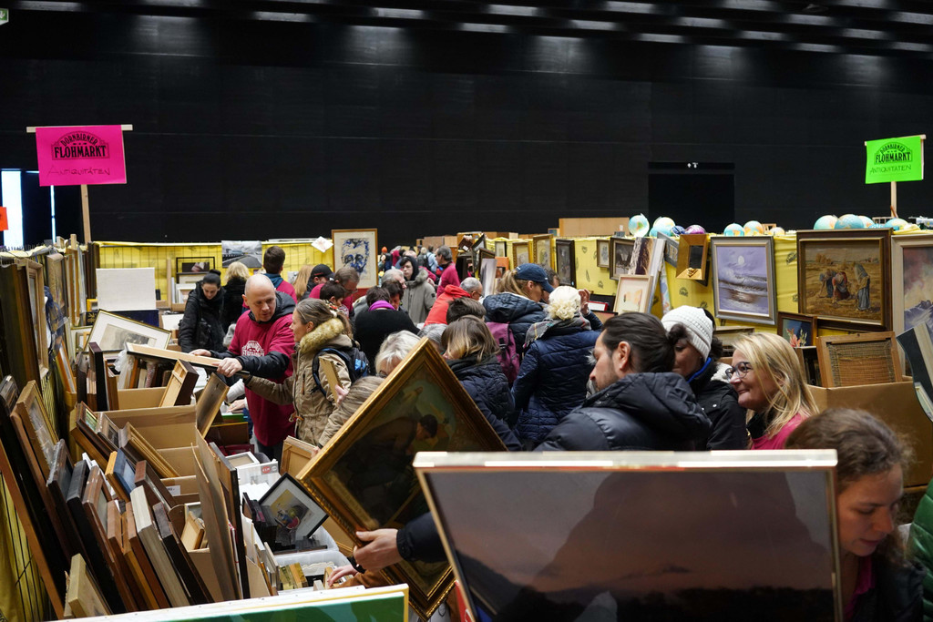 2019 Dornbirner Flohmarkt  BIlderrahmen.JPG