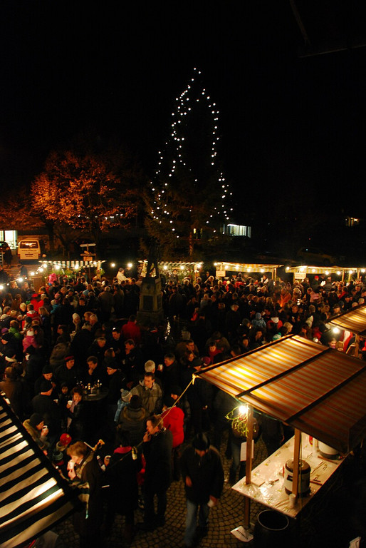 20091128_christbaumfeier181_luc.JPG