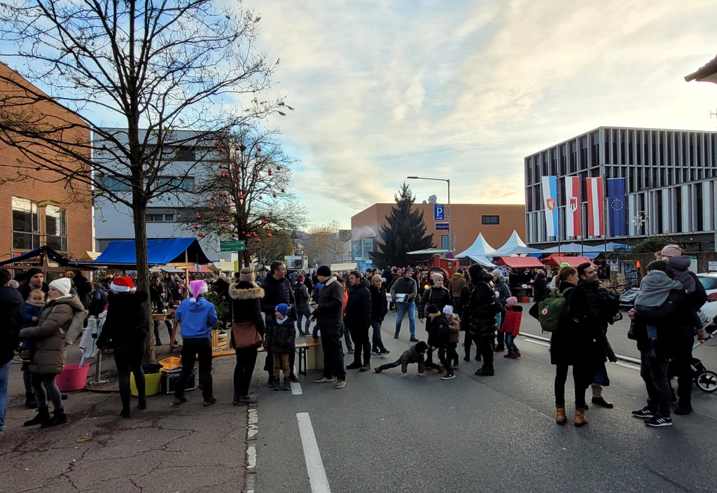 Weihnachtsmarkt  Gemeinde B ANSICHTEN gesamt 27-11-2022 _3_.jpg