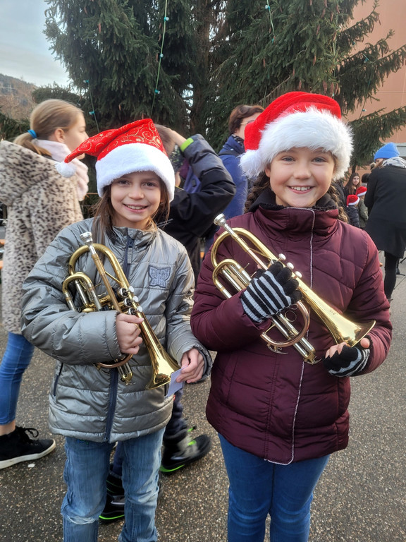 Weihnachtsmarkt  Gemeinde C ST__NDLE plus PERSONEN 27-11-2022 _4_.jpg