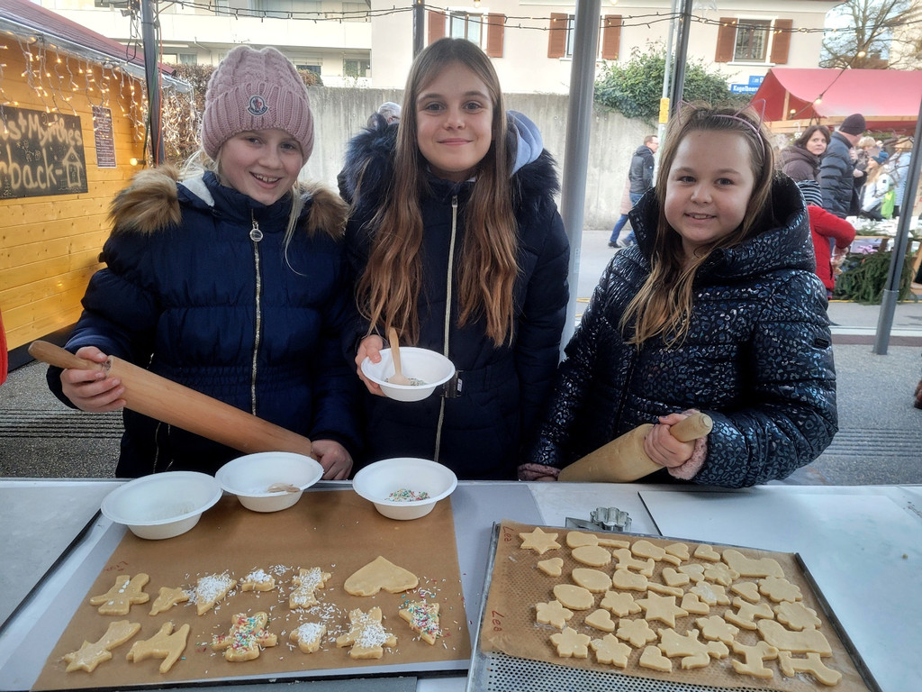 Weihnachtsmarkt  Gemeinde C ST__NDLE plus PERSONEN 27-11-2022 _12_.jpg