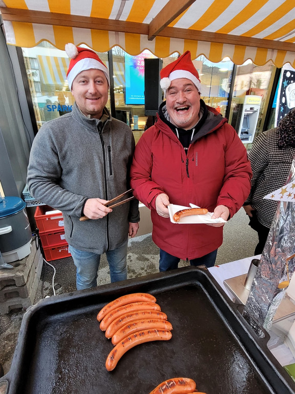Weihnachtsmarkt  Gemeinde C ST__NDLE plus PERSONEN 27-11-2022 _5_.jpg