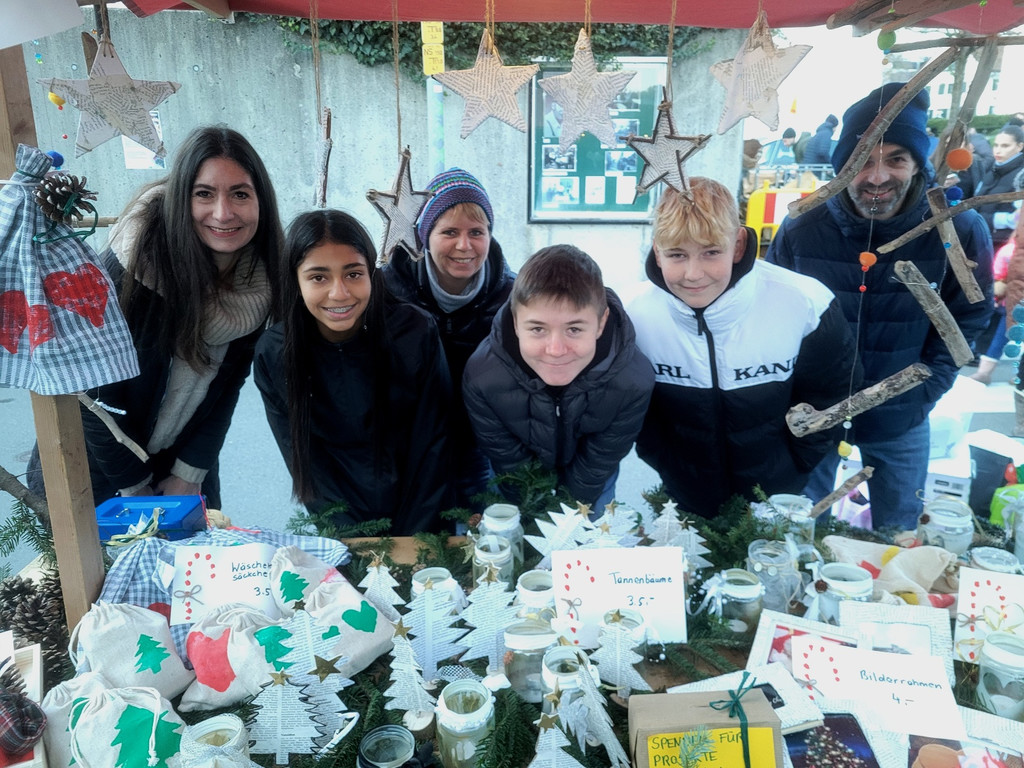 Weihnachtsmarkt  Gemeinde C ST__NDLE plus PERSONEN 27-11-2022 _19_.jpg