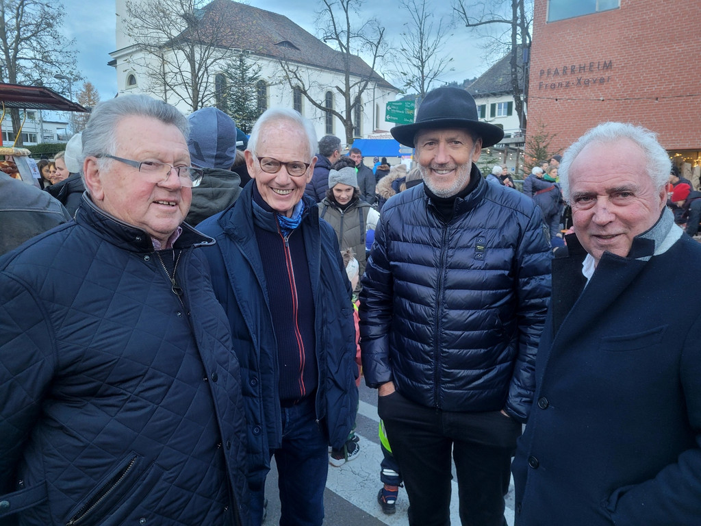 Weihnachtsmarkt  Gemeinde C ST__NDLE plus PERSONEN 27-11-2022 _20_.jpg