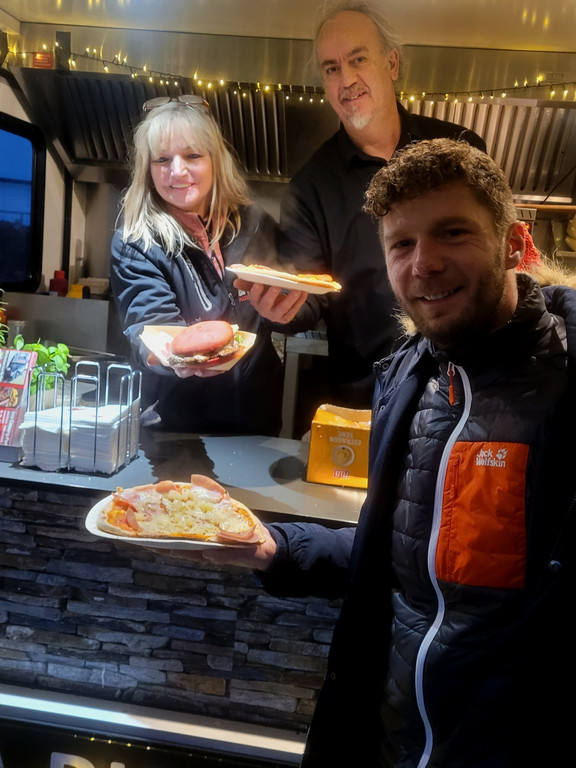 Weihnachtsmarkt  Gemeinde C ST__NDLE plus PERSONEN 27-11-2022 _26_.jpg