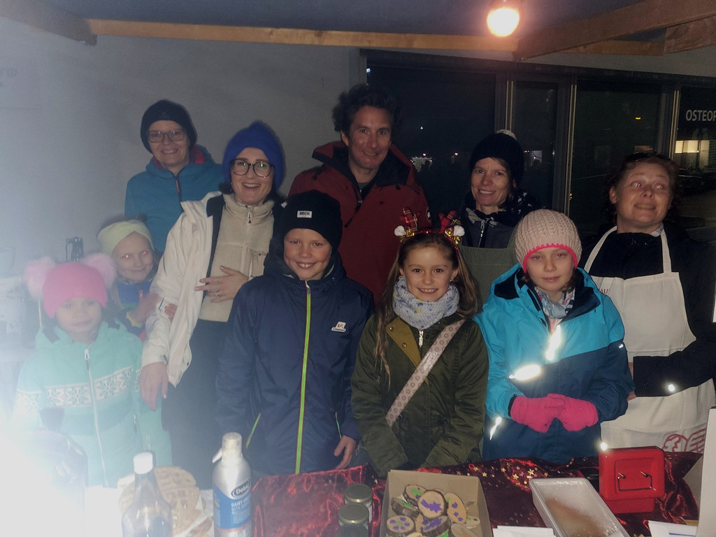 Weihnachtsmarkt  Gemeinde C ST__NDLE plus PERSONEN 27-11-2022 _28_.jpg