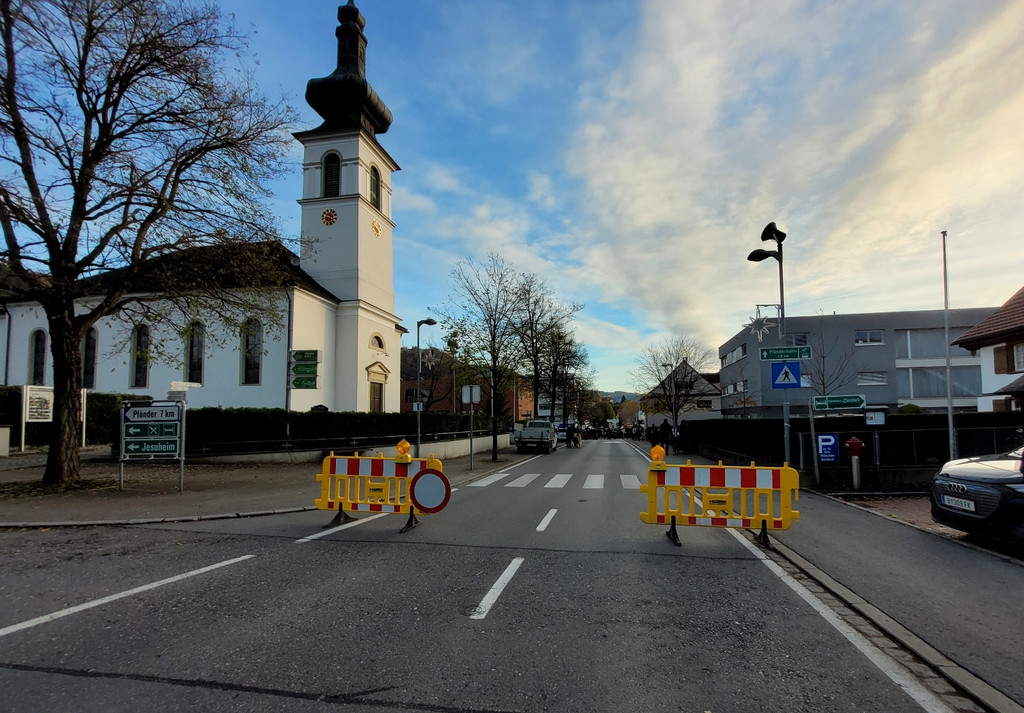 Weihnachtsmarkt  Gemeinde D DOKU SPERRE 27-11-2022 _4_.jpg