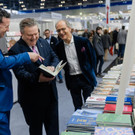 Buch-Wien-22-Thursday-Small-__-Nicola-Montfort-15_1_.jpg