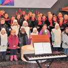 Foto Liederhort mit H__rtle beim Adventkonzert.jpg