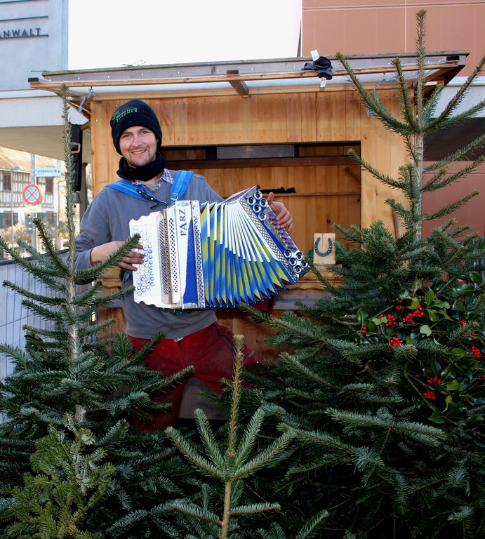 Lochau Zu__ner CHRISTBAUMVERKAUF Advent Dezember 2022 _1_ HARALD.JPG