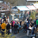 Bild_2_Gut_besuchter_Weihnachtsmarkt.JPG