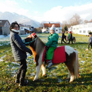 Bild_5_Ponyreiten_Weihnachtsmarkt.JPG