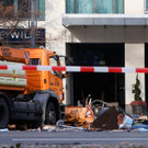 2022-12-16T100505Z_996205948_RC2X6Y9OOZT2_RTRMADP_3_GERMANY-ACCIDENT-AQUARIUM _1_.JPG