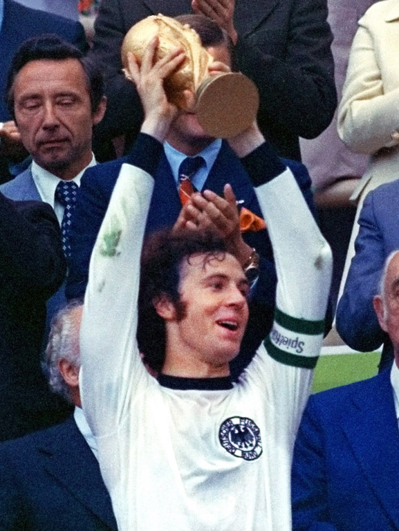 Beckenbauer-AP.jpg