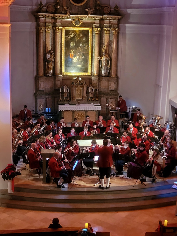 Musikverein Adventkonzert Pfarrkirche A GESAMTANSICHT 15-12-2022 _3_.jpg