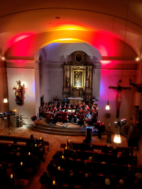 Musikverein Adventkonzert Pfarrkirche A GESAMTANSICHT 15-12-2022 _4_.jpg