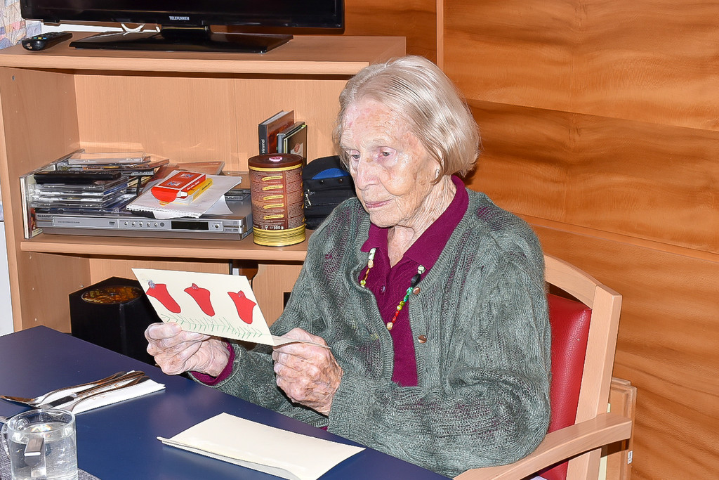 20221219_Weihnachtskartenaktion Jesuheim-15.jpg