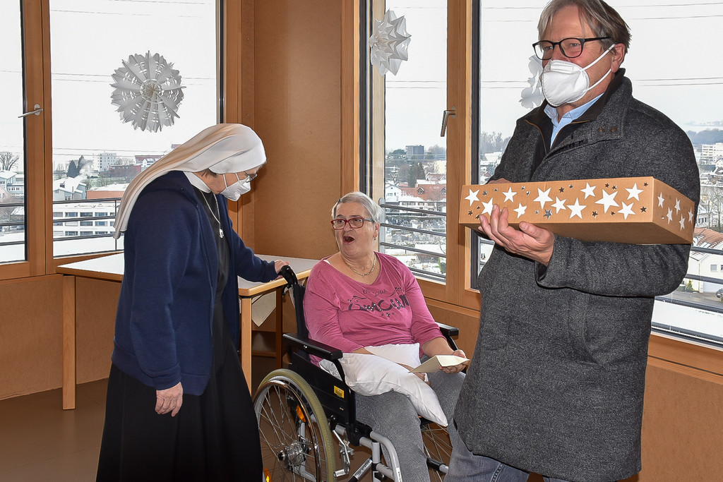 20221219_Weihnachtskartenaktion Jesuheim-19.jpg