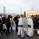 2023-01-02T070519Z_1389875047_RC26IY9VJ5X5_RTRMADP_3_POPE-BENEDICT-COFFIN.JPG