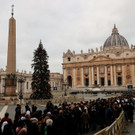 2023-01-02T080933Z_1602497966_RC28IY90BVWQ_RTRMADP_3_POPE-BENEDICT-COFFIN.JPG