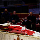 2023-01-02T084755Z_233828312_RC28IY9CTVJW_RTRMADP_3_POPE-BENEDICT-COFFIN.JPG
