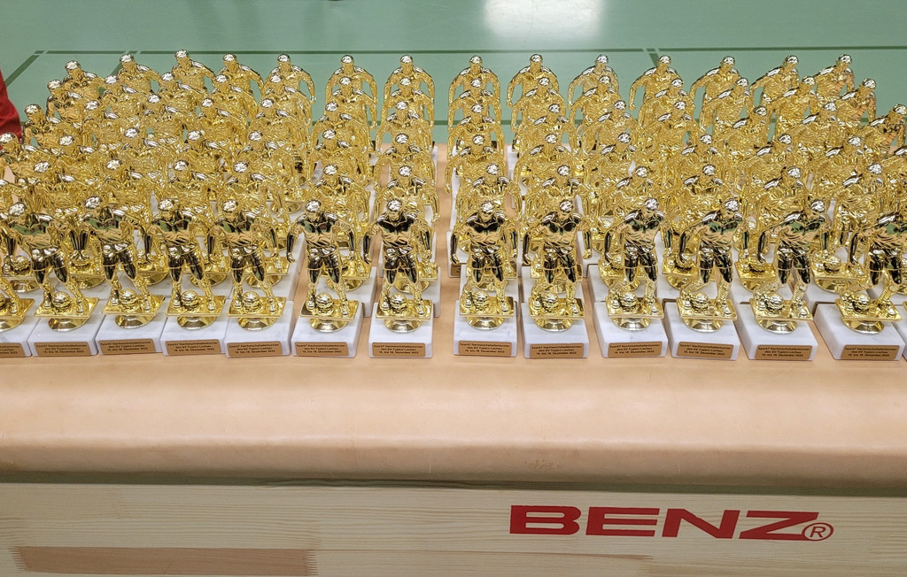 U7 Fu__ball Nachwuchs HALLE U7 TURNIER A SIEGEREHRUNG 17-12-2022 _7_.jpg