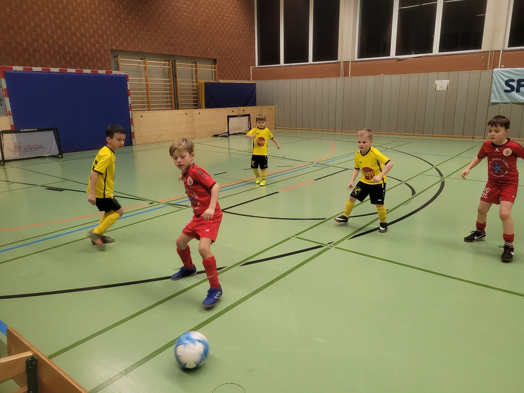 U7 Fu__ball Nachwuchs HALLE U7 TURNIER A SIEGEREHRUNG 17-12-2022 _19_.jpg