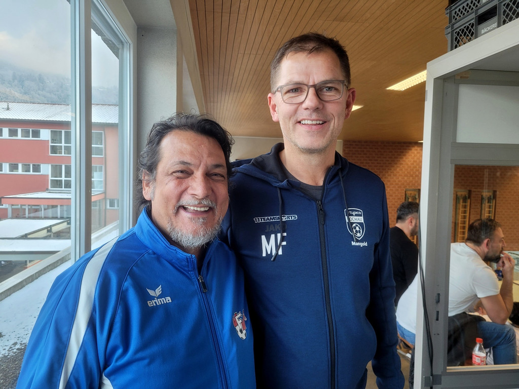 ORG U14 Fu__ball Nachwuchs HALLE U14 TURNIER A SIEGEREHRUNG 18-12-2022 _16_.jpg