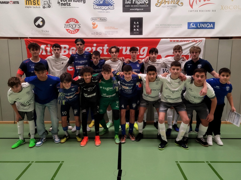 U16a Fu__ball Nachwuchs HALLE U16 TURNIER B TEAM LOCHAU 18-12-2022 _1_.jpg