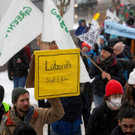 2023-01-15T164622Z_24974229_RC22RY9V5H8M_RTRMADP_3_DAVOS-MEETING-DEMONSTRATION.JPG