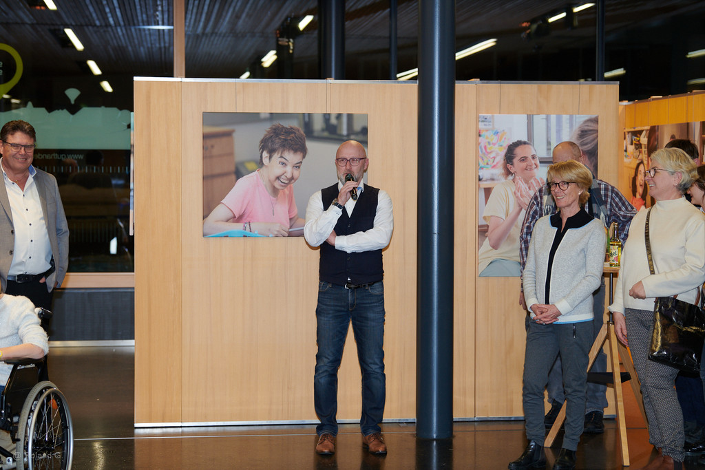 Vernissage_20230120_EGG_Raiffeisen_Lebenshilfe_RG21761_LK1800.jpg