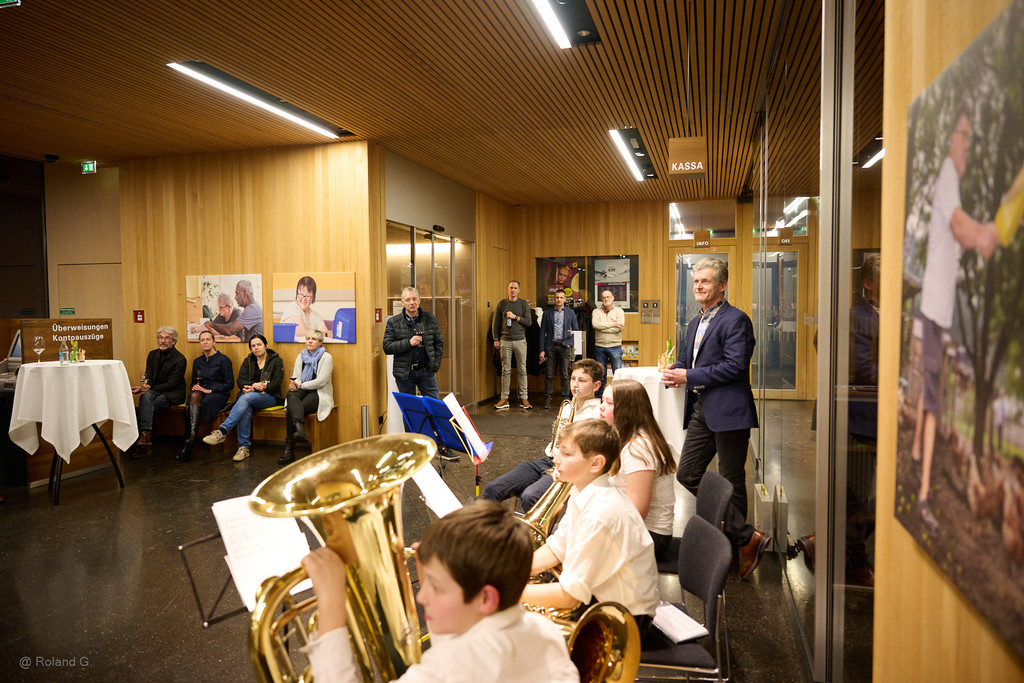Vernissage_20230120_EGG_Raiffeisen_Lebenshilfe_RGZ5723_LK1800.jpg