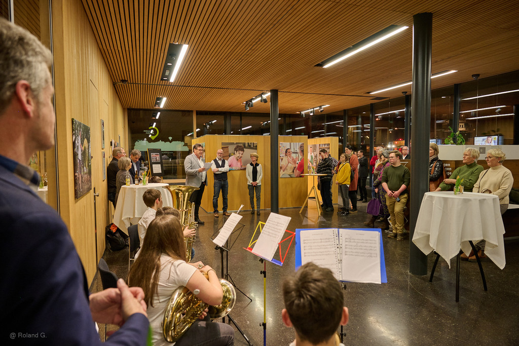 Vernissage_20230120_EGG_Raiffeisen_Lebenshilfe_RGZ5736_LK1800.jpg