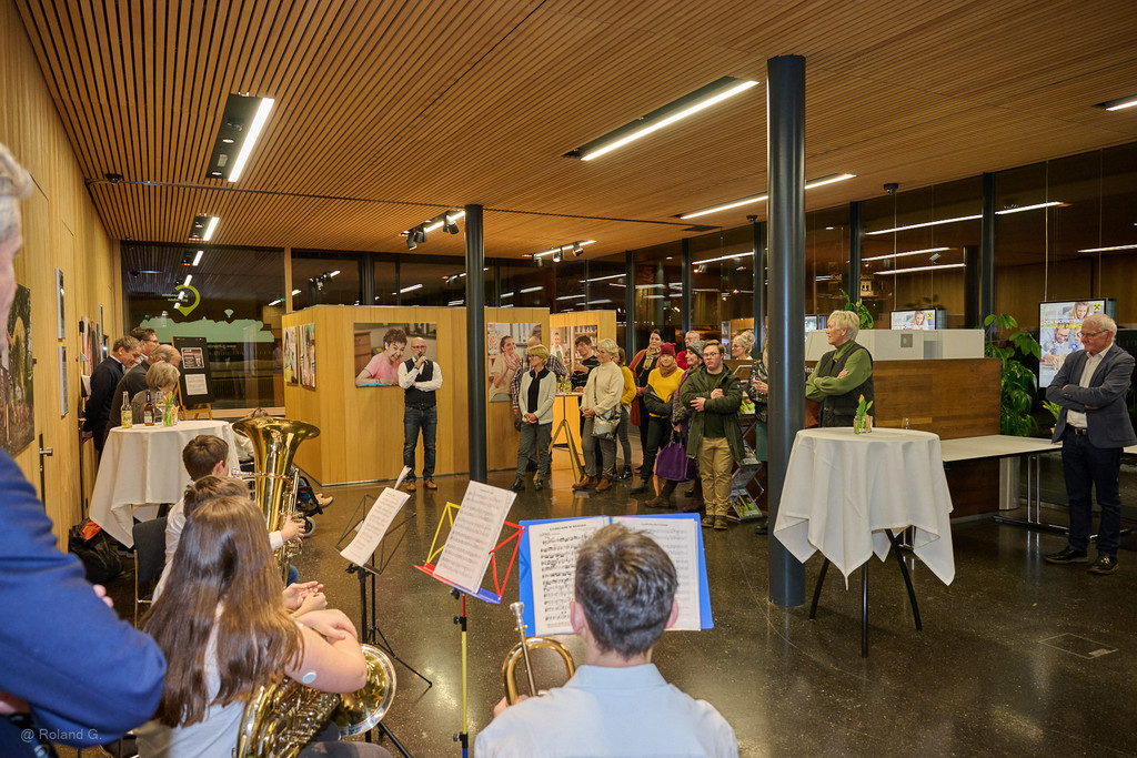 Vernissage_20230120_EGG_Raiffeisen_Lebenshilfe_RGZ5690_LK1800.jpg