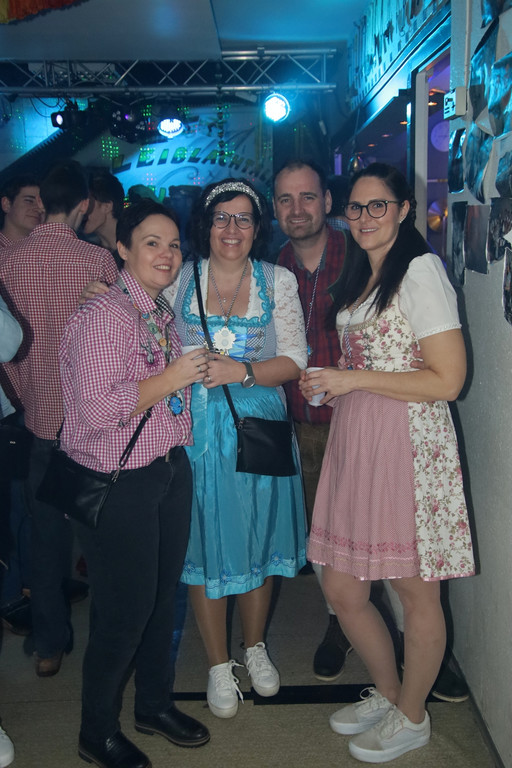 Dirndl _5_.JPG