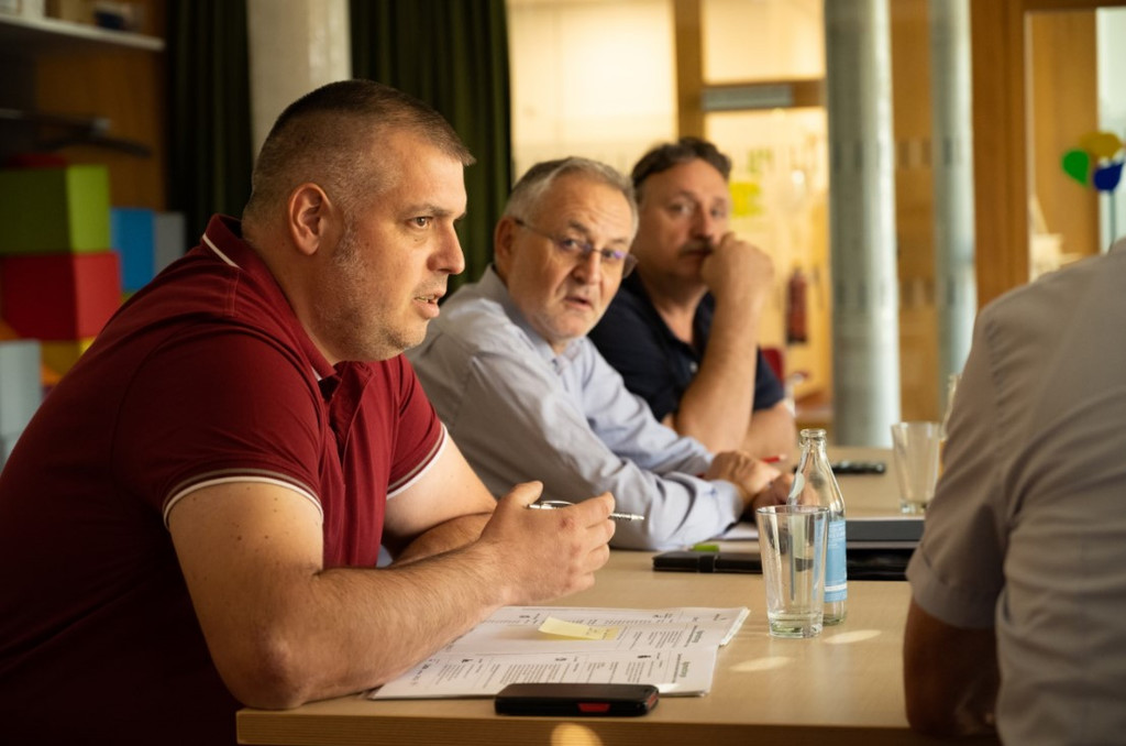 Treffen2 Maeder _c_ Gemeinde Maeder.jpg