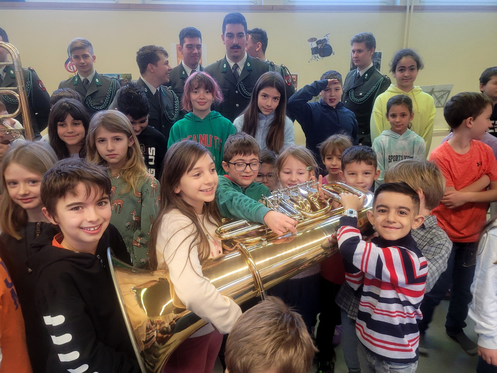 Musikverein NACHWUCHS Werbung mit Milit__rmusik in der Volksschule 19-01-2023 _4_.jpg