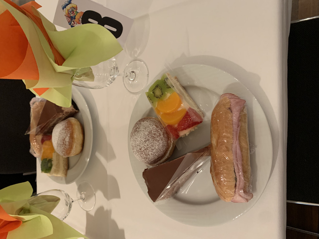 Feiner Kuchen.jpeg