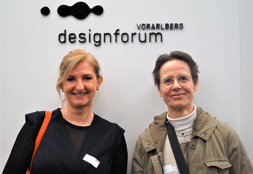 Bettina Abendroth _Rosengold_ und Lotte Mangeng _Yoga_.JPG