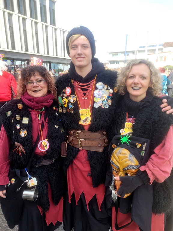 Fasching B__RGERMEISTER Absetzung C PUBLIKUM Gemeinde Platz 05-02-2023 _16_.jpg