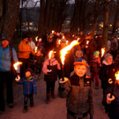 „Bäumle“ und „Berg“ laden in Lochau zum Funkenabbrennen (Symbolfotos)