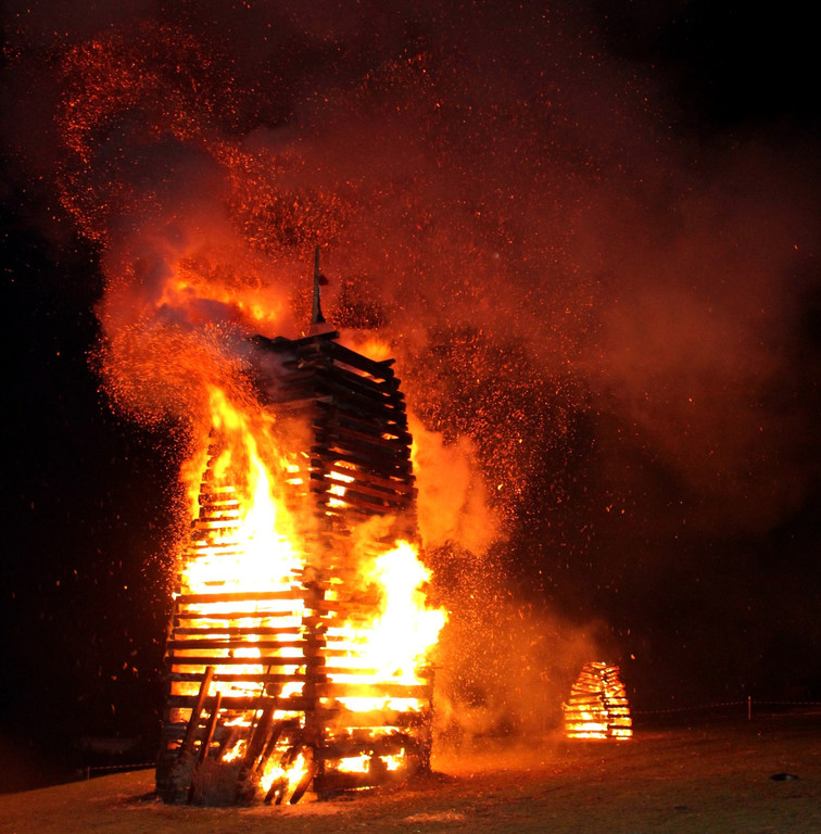 Lochau Funken BERG Abbrennen ANK__NDIGUNG Februar 2023 _2_ DOKU.JPG