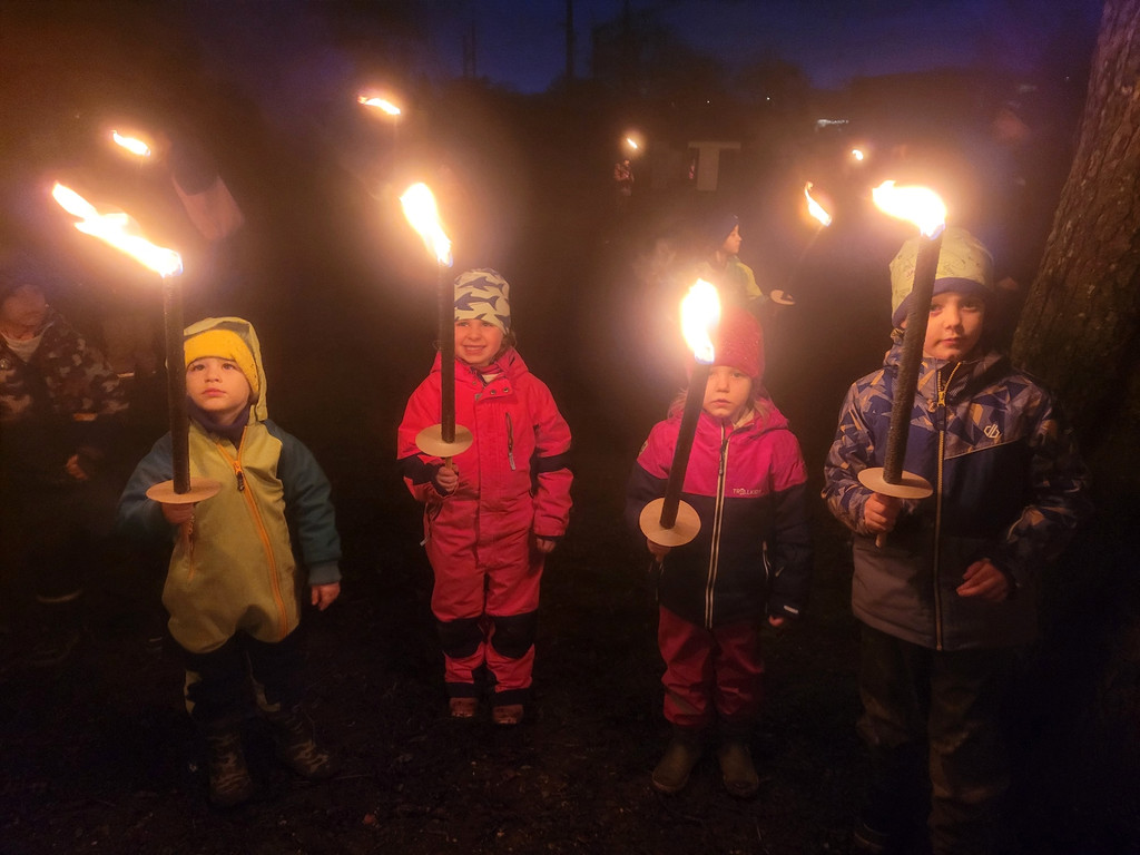 Funken B__UMLE am See A FACKELZUG mit KINDERFUNKEN 25-02-2023 _3_.jpg